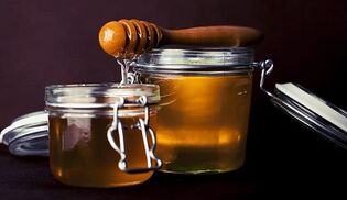 Tratamento da prostatite con produtos apícolas